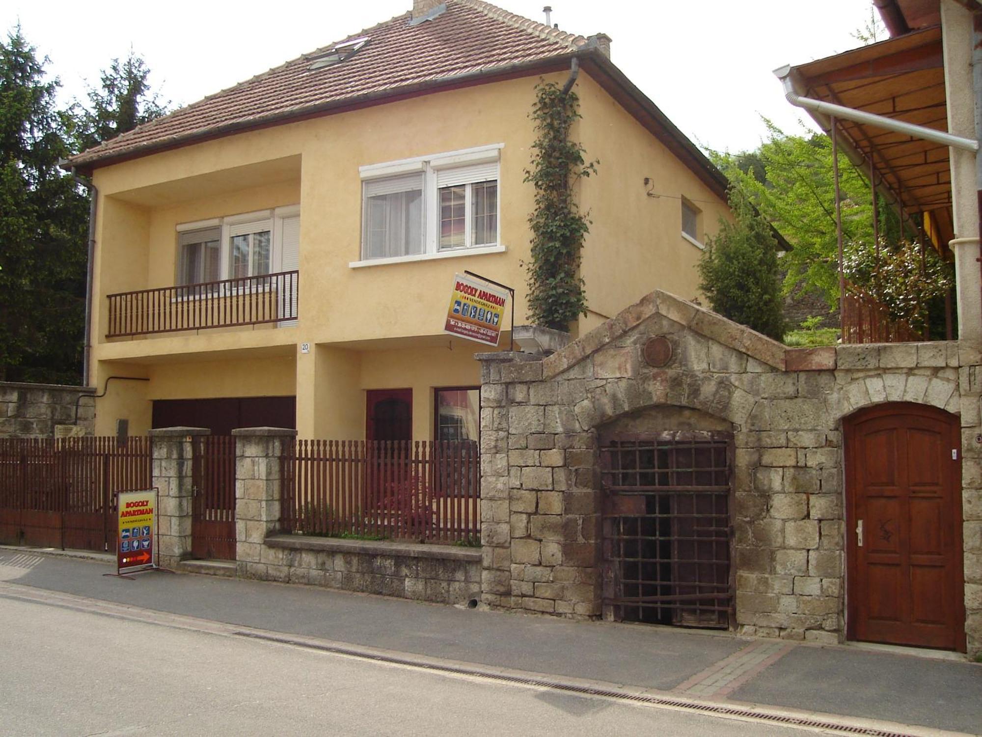 Bogoly Apartman Токай Экстерьер фото